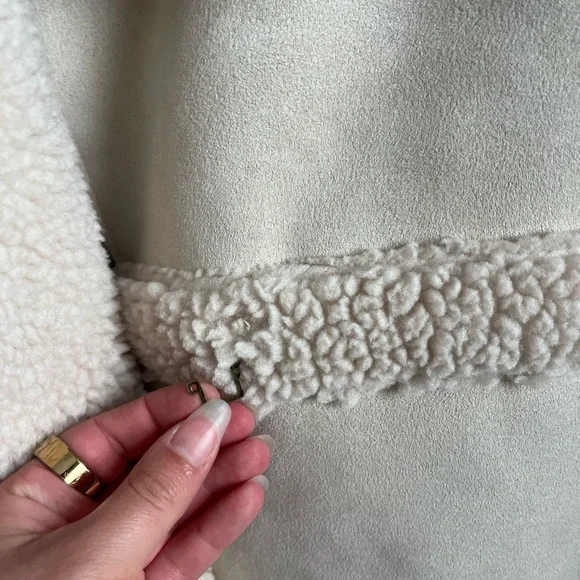 Bear paw coat - Picture 5 of 5